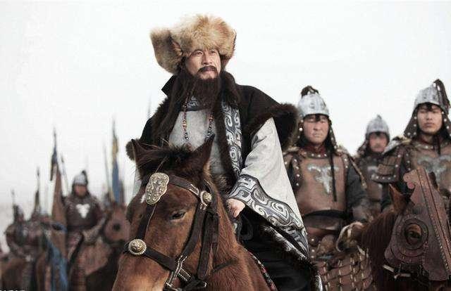 蒙哥汗任命旭烈兀为统帅，第三次西征中东，在伊朗建立伊利汗国