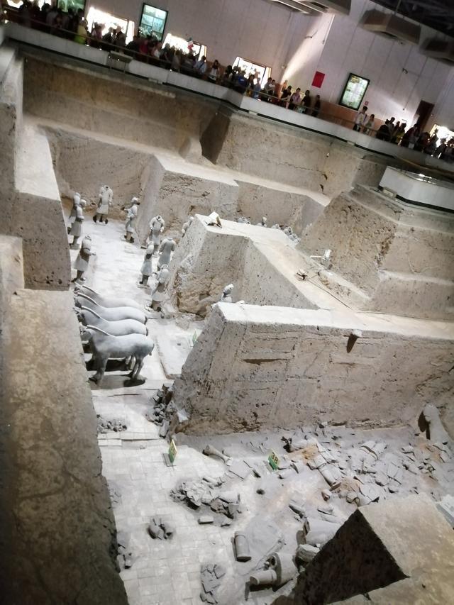 秦始皇为什么要把陵墓建在这里？