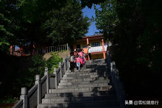 行走在徐州茅村镇洞山村，寻找昔日龙华寺遗迹，曾是徐州八大寺