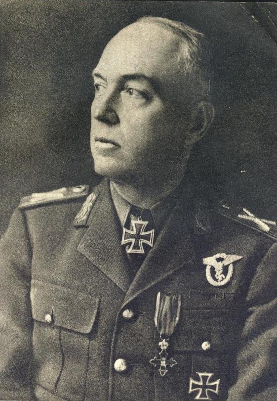 罗马尼亚元帅与希特勒为伍，被钉上耻辱柱，曾被平反俄罗斯坚决反对