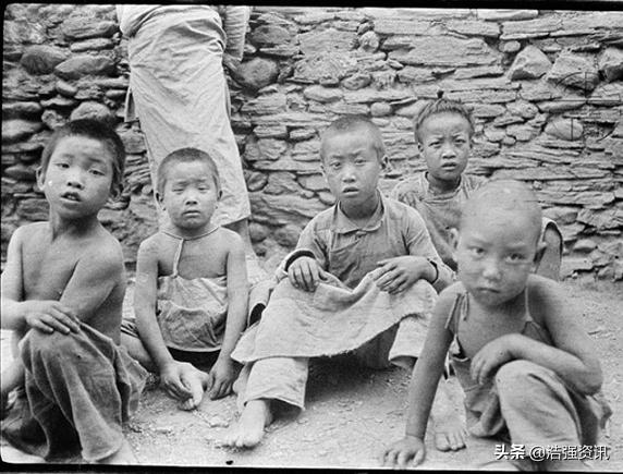 民国初期四川羌族人的生存状态，生活贫穷但安详