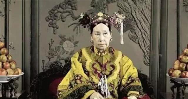 是谁让清朝的中国陷入屈辱？并非慈禧太后，而是此人！